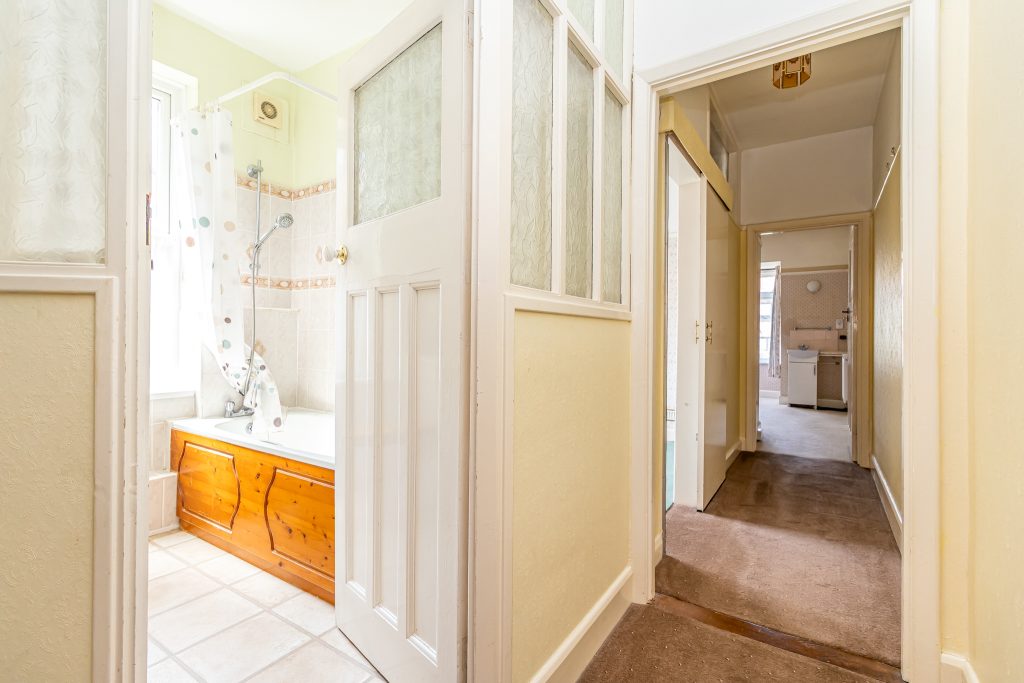 4 bedroom house Sold STC, St. Peters Grove, Southsea, PO5 – photo 13