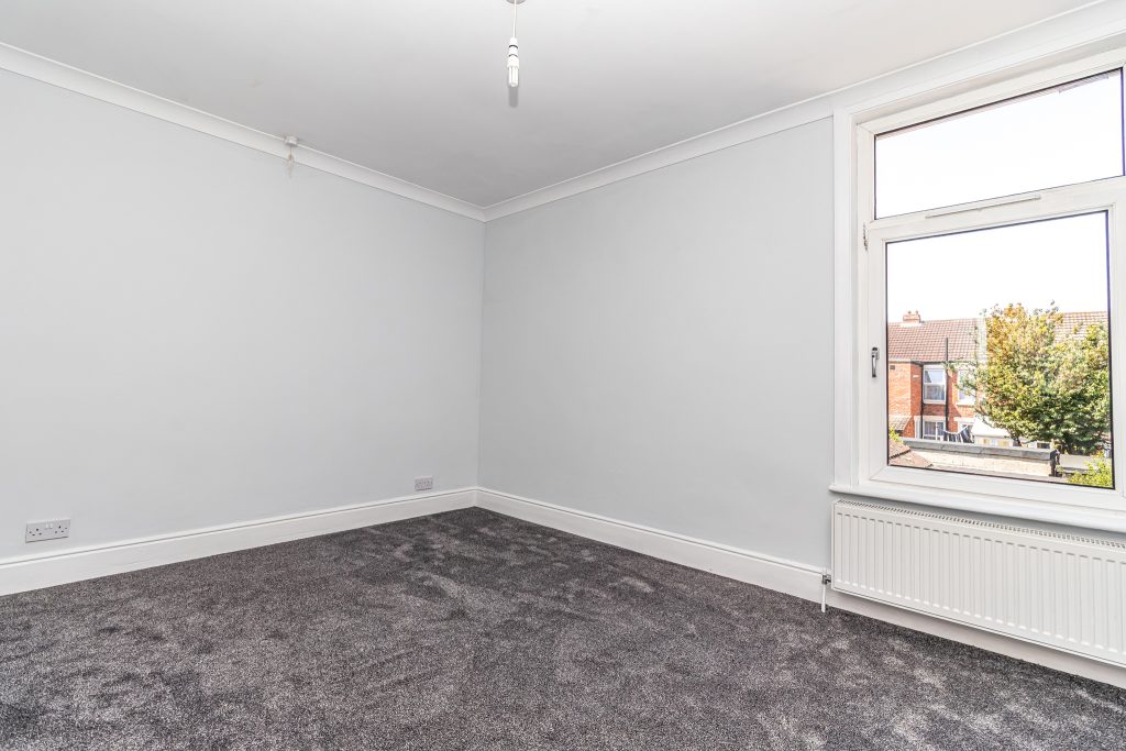 2 bedroom house Sold STC, Stowe Road, Southsea, PO4 – photo 8
