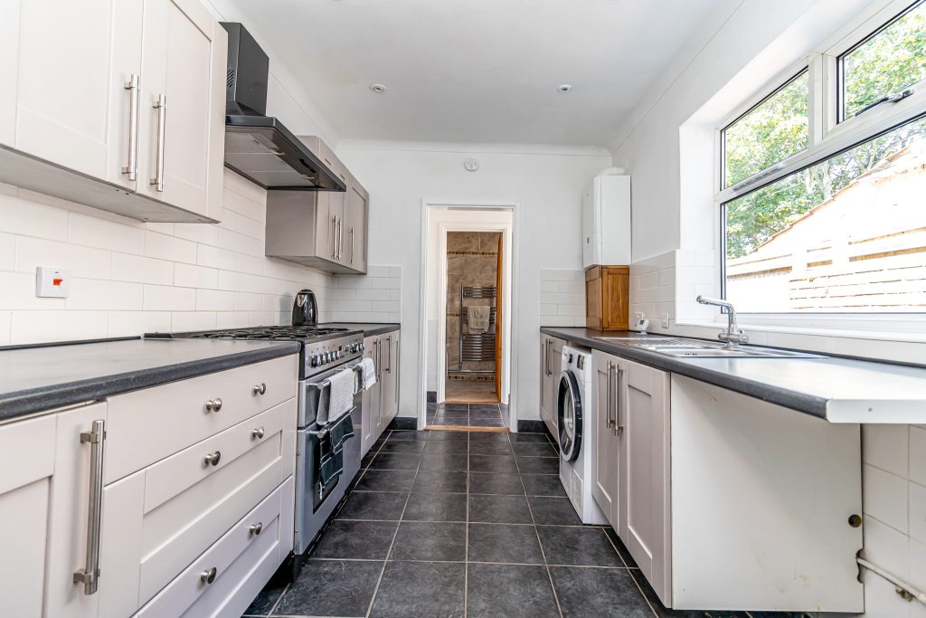 2 bedroom house Sold STC, Stowe Road, Southsea, PO4 – photo 15