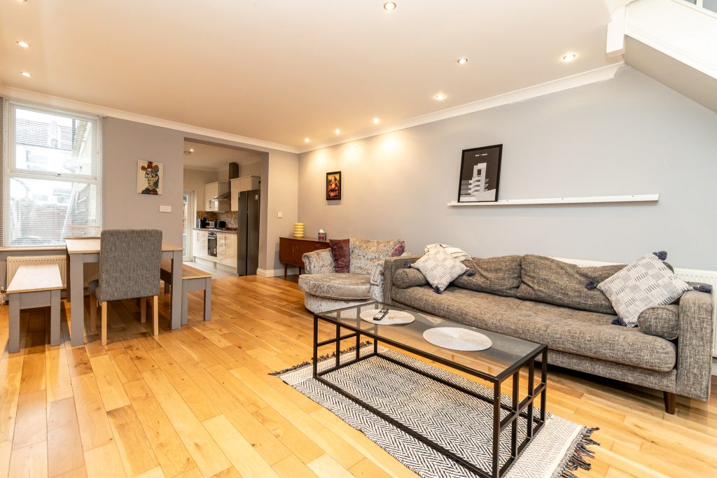 3 bedroom house Sold STC, Westfield Road, Southsea, PO4 – photo 15