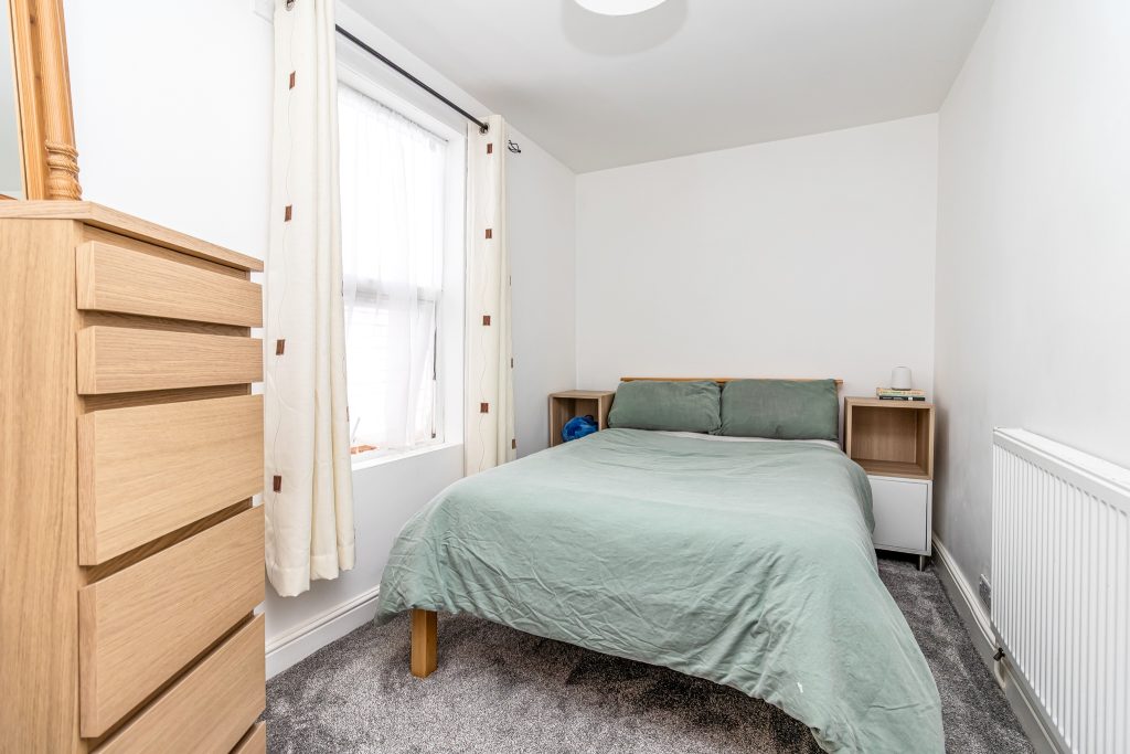 2 bedroom property for sale, St. Davids Road, Southsea, PO5 – photo 7