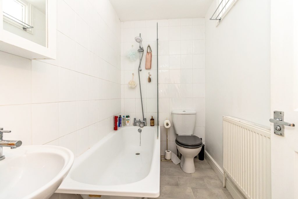 2 bedroom property for sale, St. Davids Road, Southsea, PO5 – photo 11