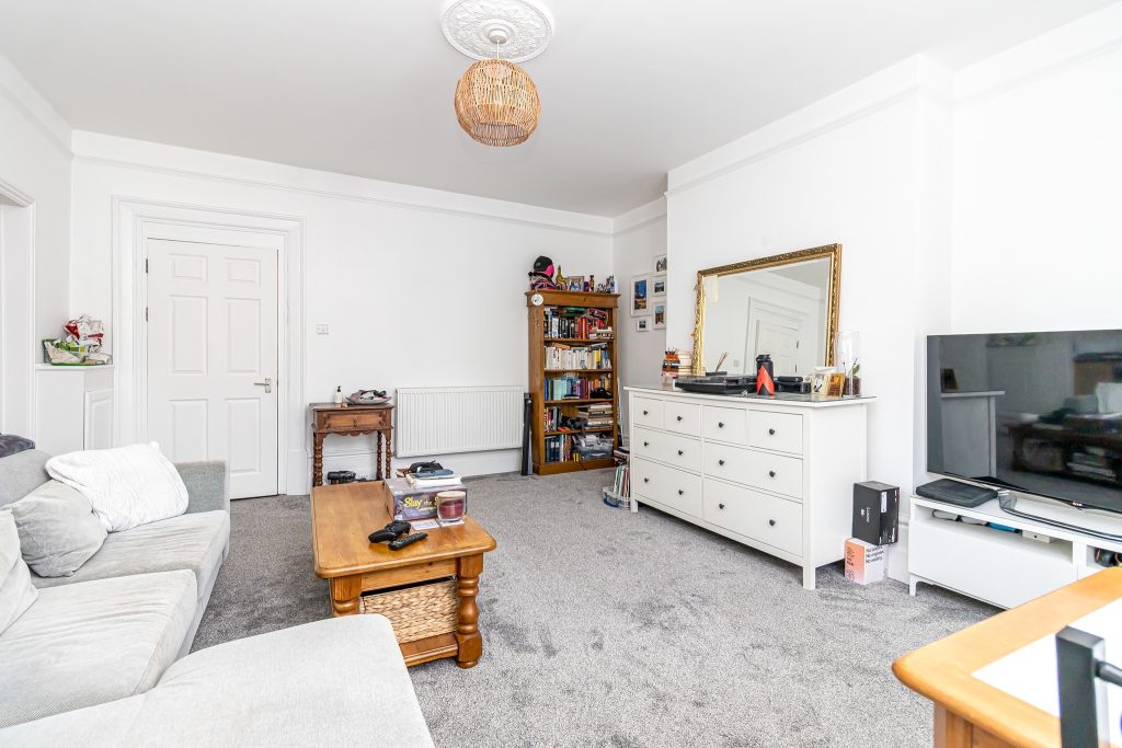 2 bedroom property for sale, St. Davids Road, Southsea, PO5 – photo 4