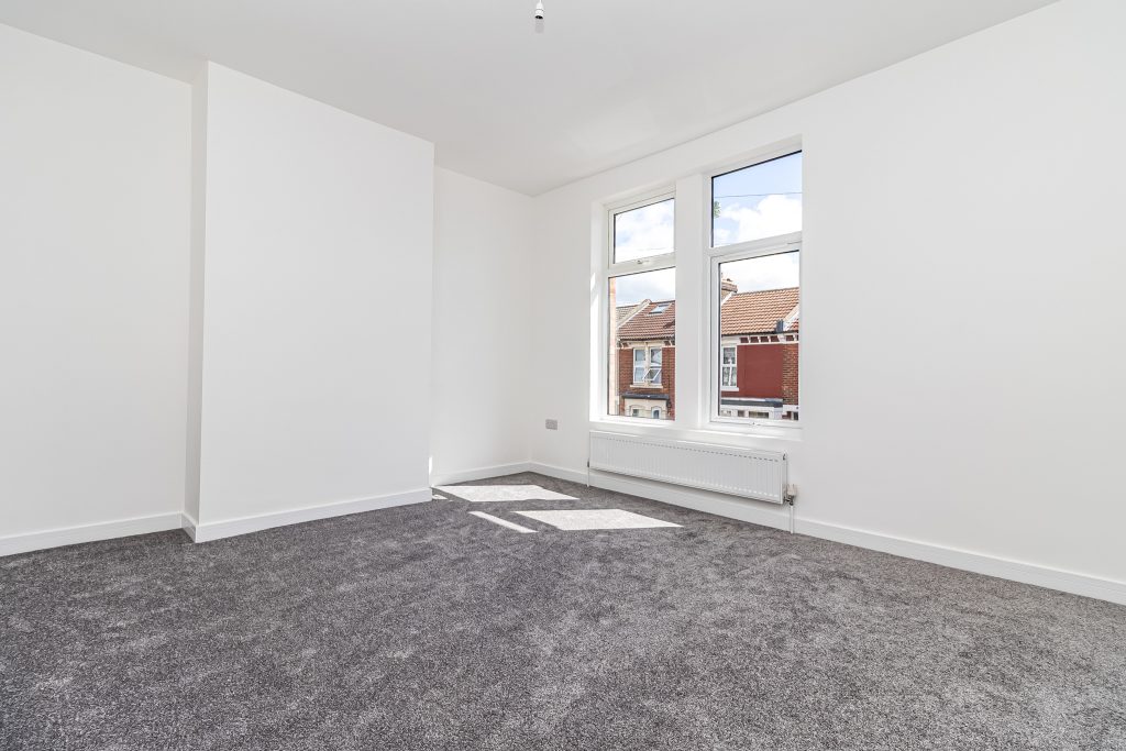 3 bedroom house Sold STC, Catisfield Road, Southsea, PO4 – photo 9