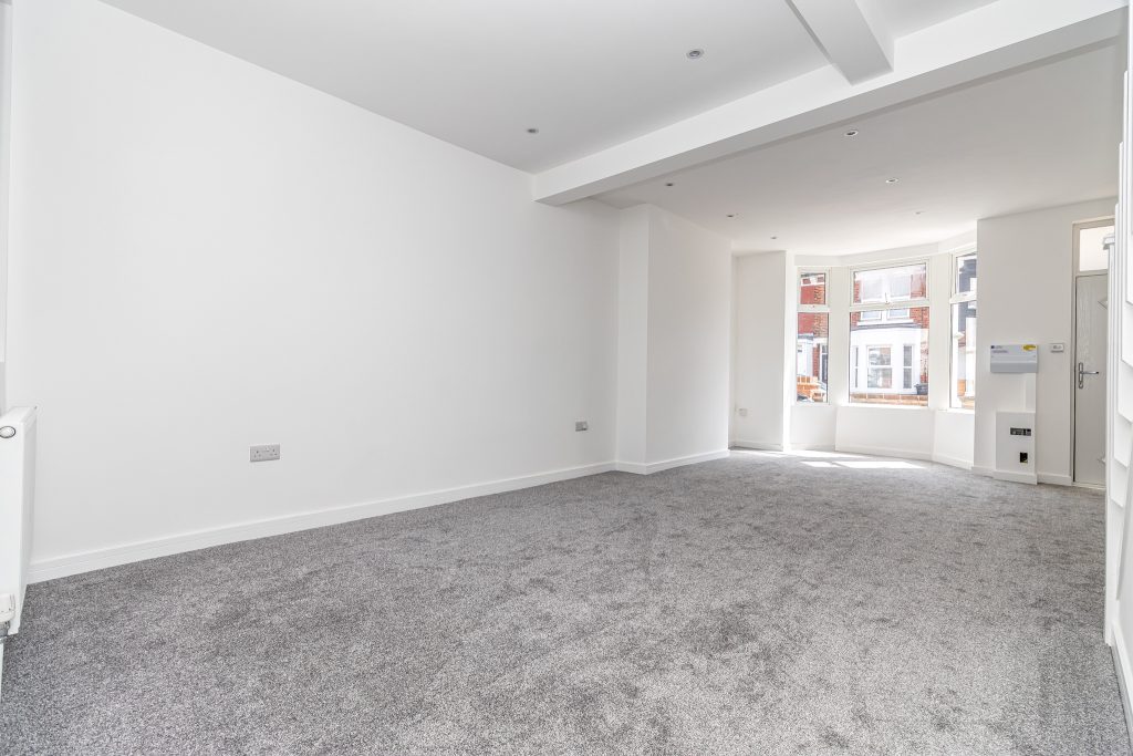 3 bedroom house Sold STC, Catisfield Road, Southsea, PO4 – photo 6