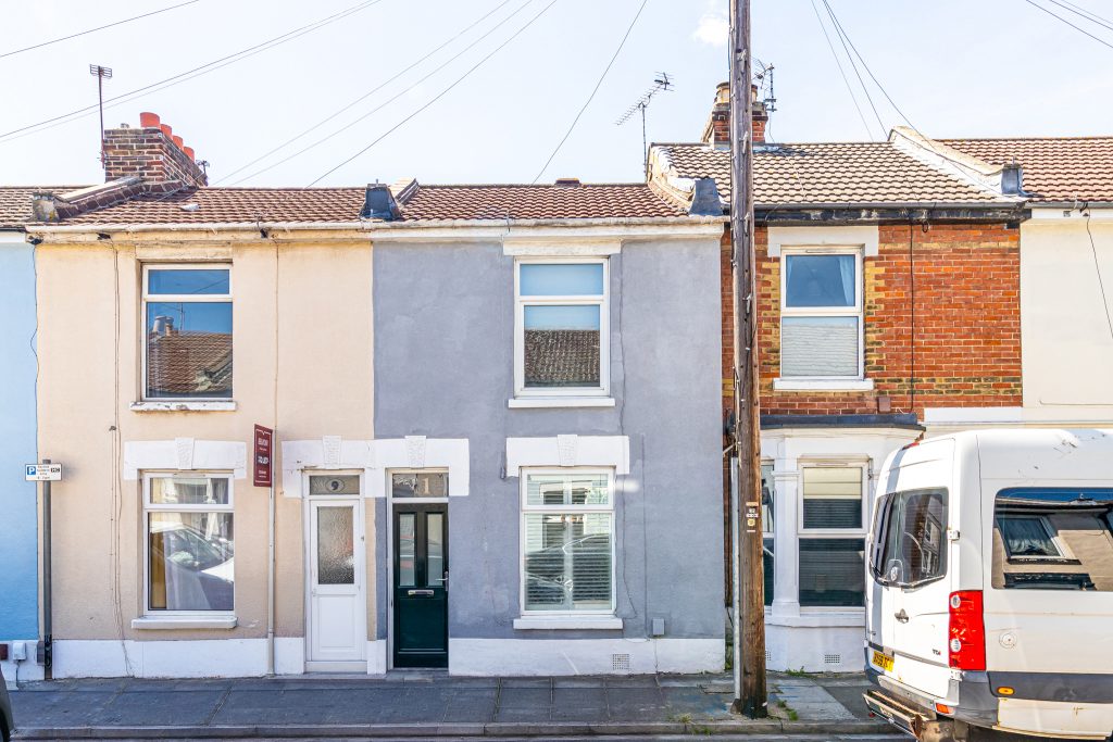 2 bedroom house Sold STC, Trevor Road, Southsea, PO4