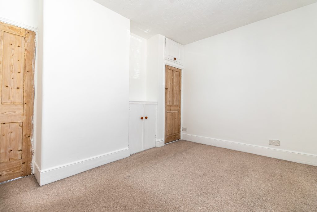 2 bedroom house Sold STC, Adair Road, Southsea, PO4 – photo 15