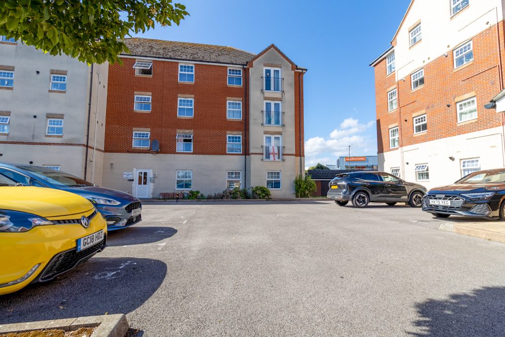 2 bedroom property for sale, East Shore Way, Portsmouth, PO3 – photo 30