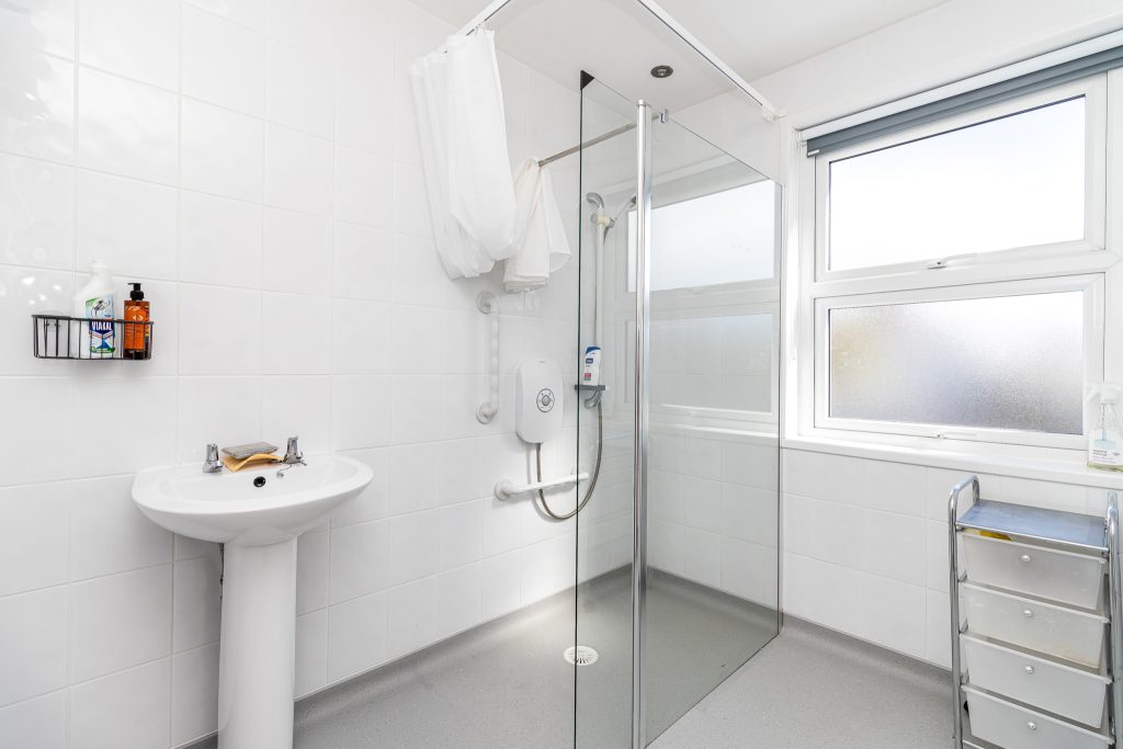 2 bedroom house for sale, Adair Road, Southsea, PO4 – photo 16