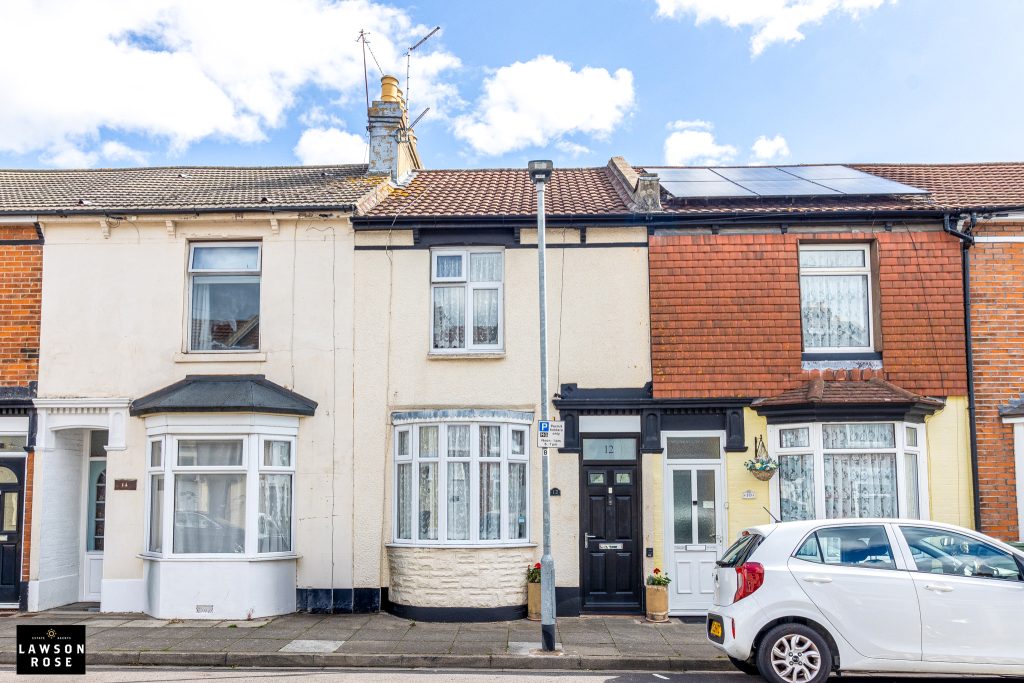 2 bedroom house for sale, Adair Road, Southsea, PO4