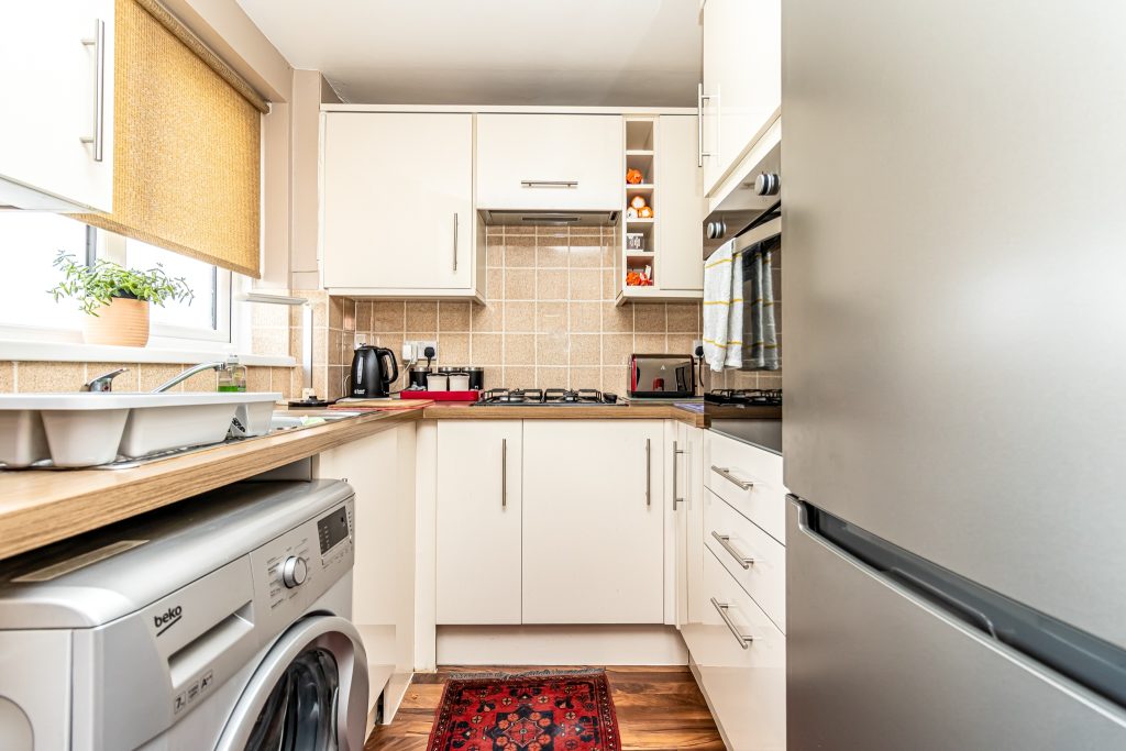 2 bedroom flat for sale, Victoria Road South, Southsea, PO5 – photo 5