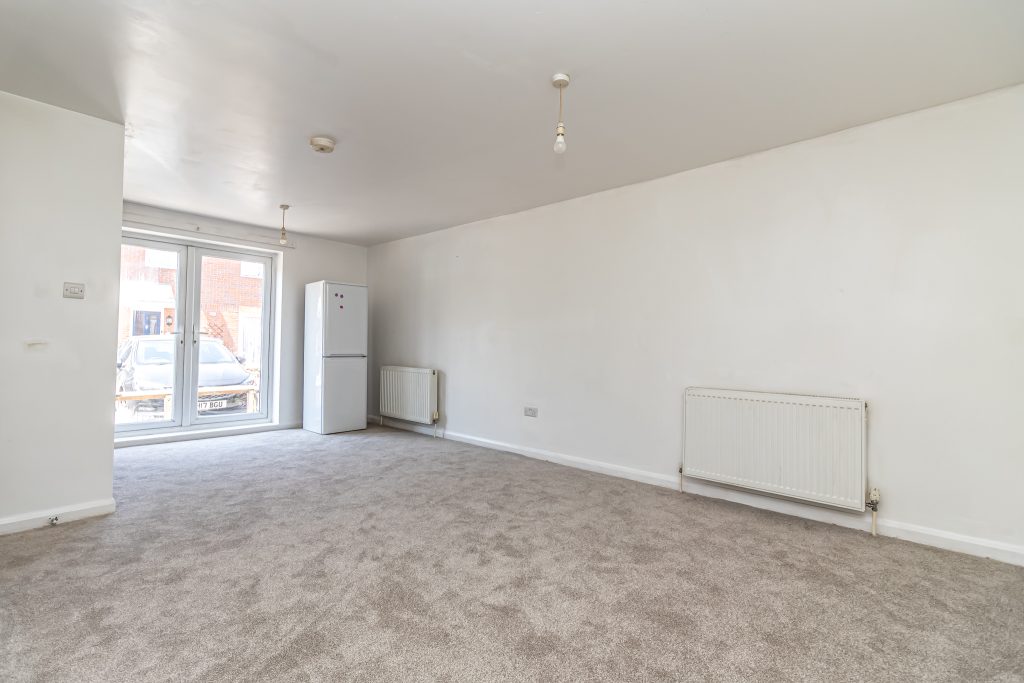 3 bedroom house for sale, Albert Road, Southsea, PO4 – photo 15