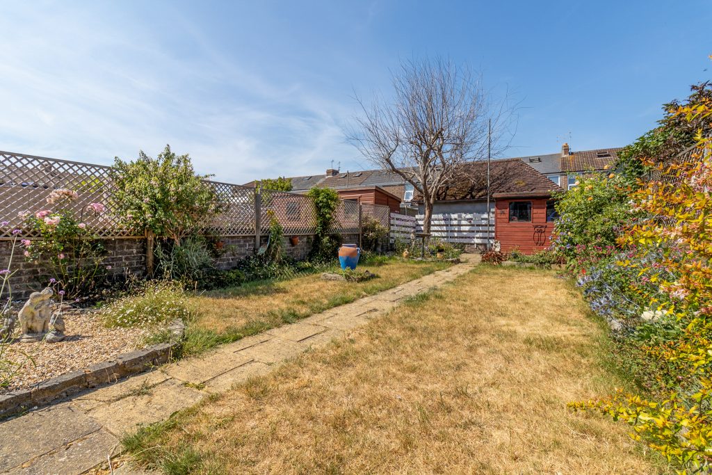 3 bedroom house Sold STC, Mayles Road, Southsea, PO4 – photo 8
