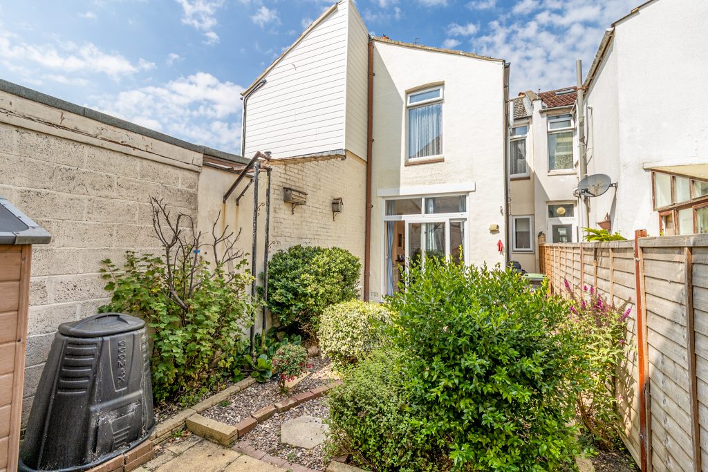 3 bedroom house for sale, Prince Albert Road, Southsea, PO4 – photo 9