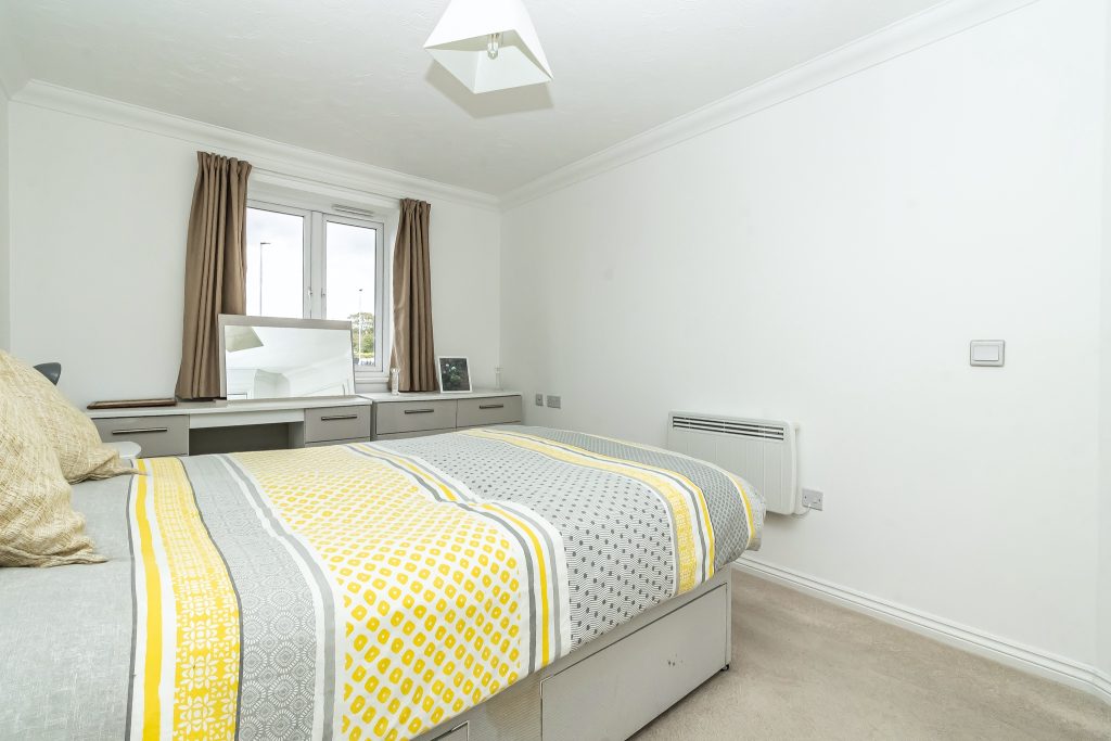 1 bedroom property Sold STC, Alverstone Road, Southsea, PO4 – photo 8
