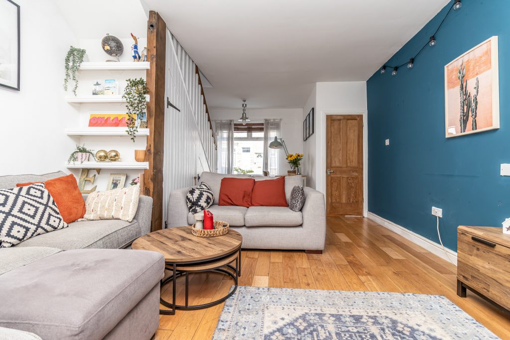 2 bedroom house Sold STC, Ward Road, Southsea, PO4 – photo 15