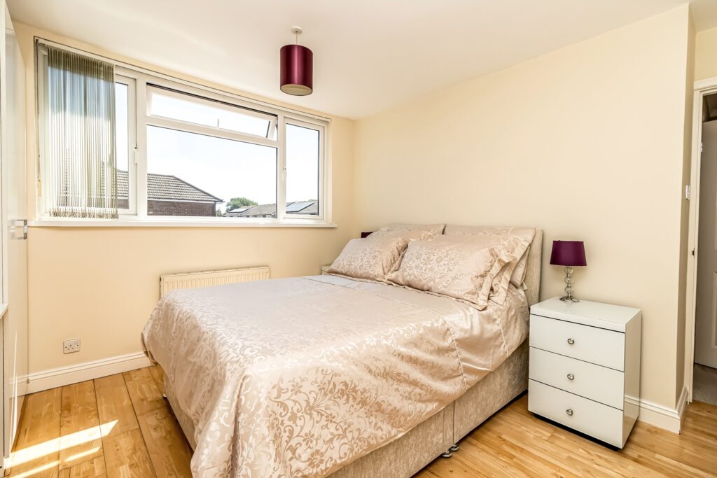 3 bedroom house Sold STC, Sanderling Road, Southsea, PO4 – photo 13