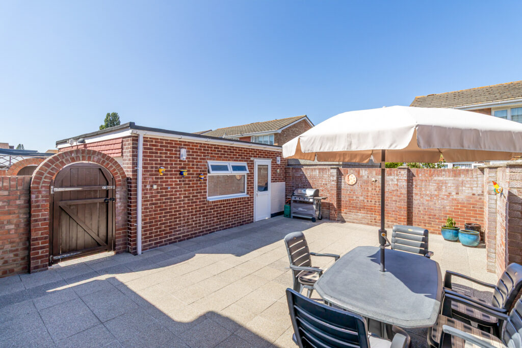 3 bedroom house Sold STC, Sanderling Road, Southsea, PO4 – photo 22