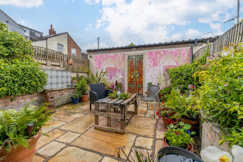 2 bedroom house Sold STC, Hollam Road, Southsea, PO4 – photo 24