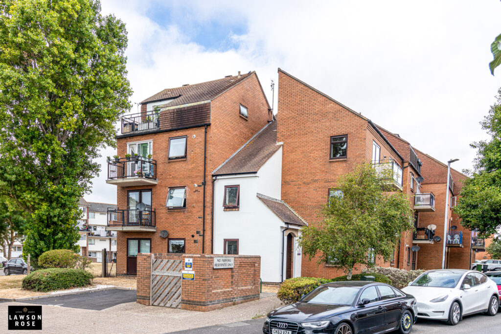 2 bedroom property for sale, Ferry Road, Southsea, PO4