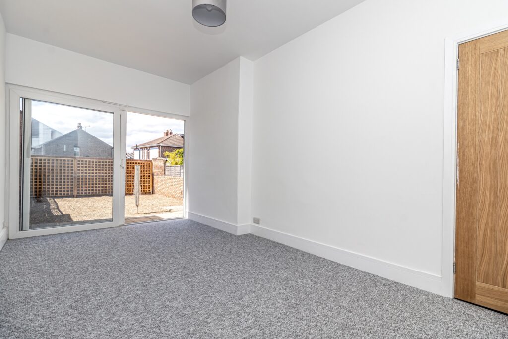 3 bedroom house Sold STC, Winter Road, Southsea, PO4 – photo 11