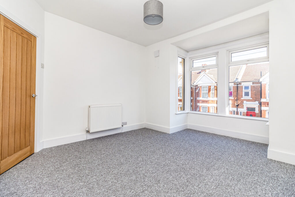 3 bedroom house Sold STC, Winter Road, Southsea, PO4 – photo 15