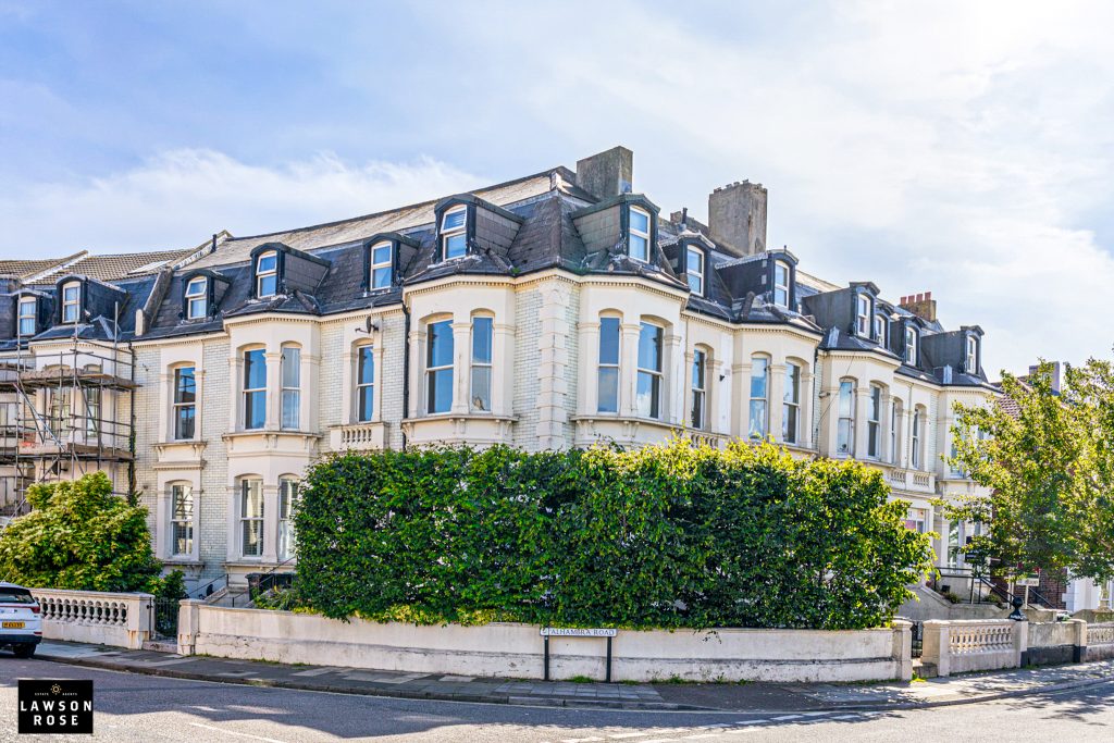 2 bedroom property Sold STC, Alhambra Road, Southsea, PO4 – photo 33