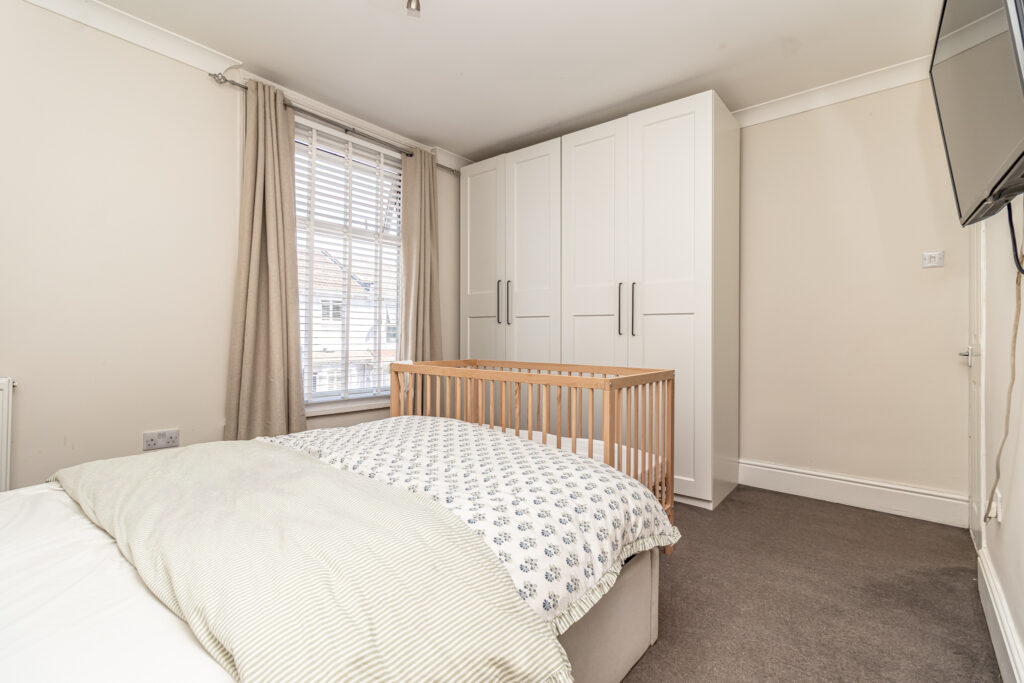 3 bedroom house Sold STC, Westfield Road, Southsea, PO4 – photo 11