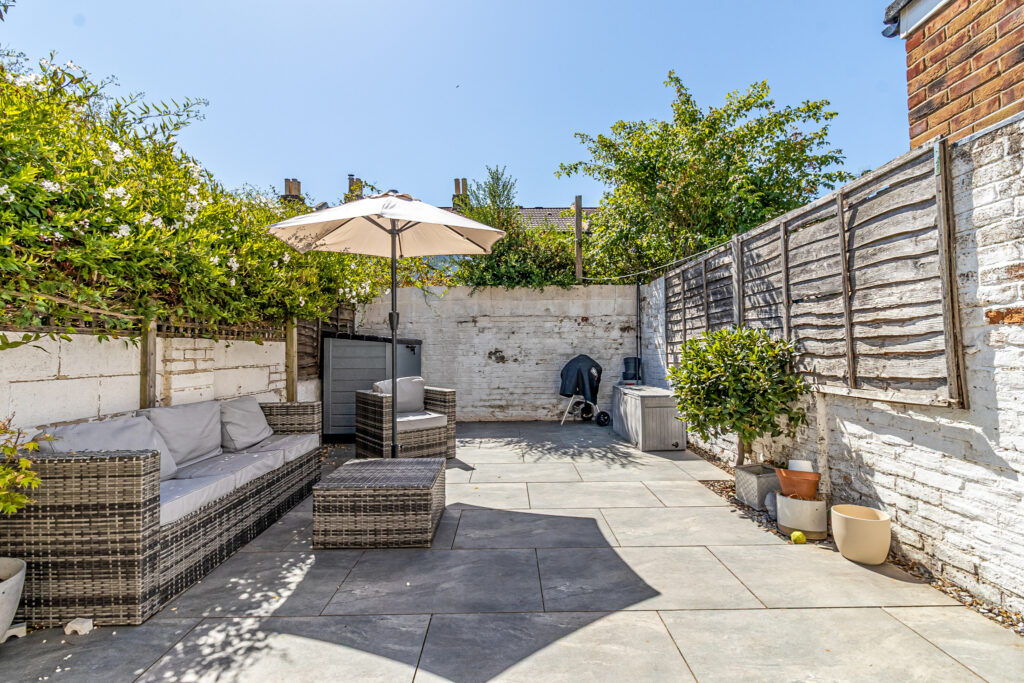 3 bedroom house Sold STC, Westfield Road, Southsea, PO4 – photo 26