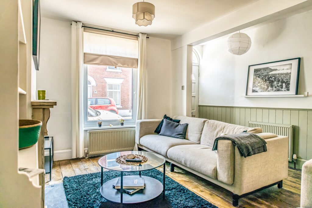 2 bedroom house Sold STC, Brompton Road, Southsea, PO4 – photo 2