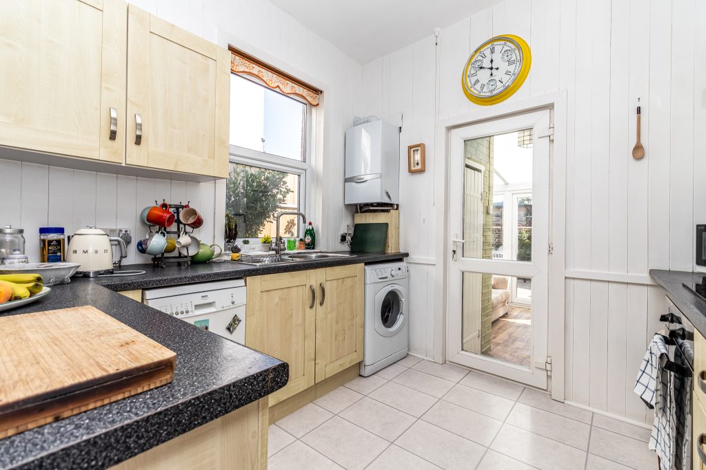 3 bedroom house for sale, Francis Avenue, Southsea, PO4 – photo 9