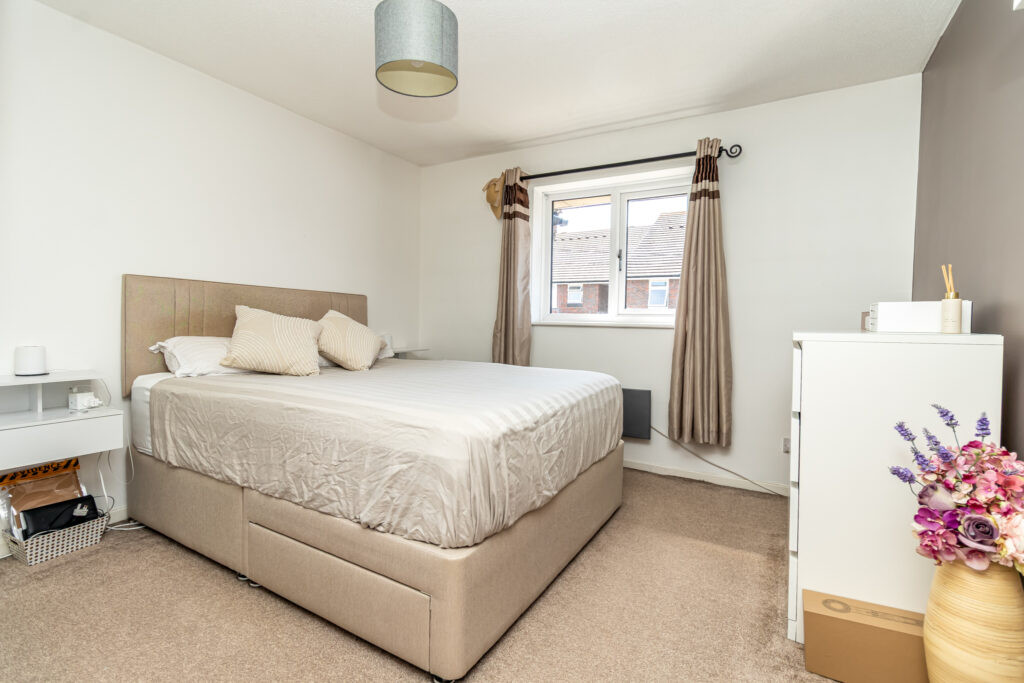 2 bedroom house Sold STC, Haslemere Road, Southsea, PO4 – photo 5