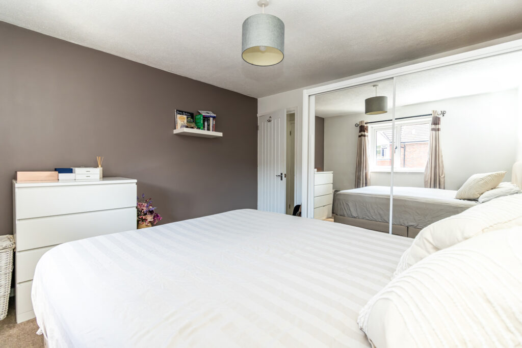 2 bedroom house Sold STC, Haslemere Road, Southsea, PO4 – photo 8