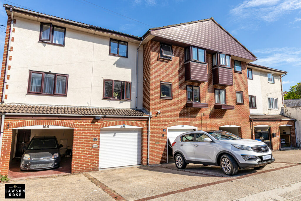 2 bedroom house Sold STC, Haslemere Road, Southsea, PO4
