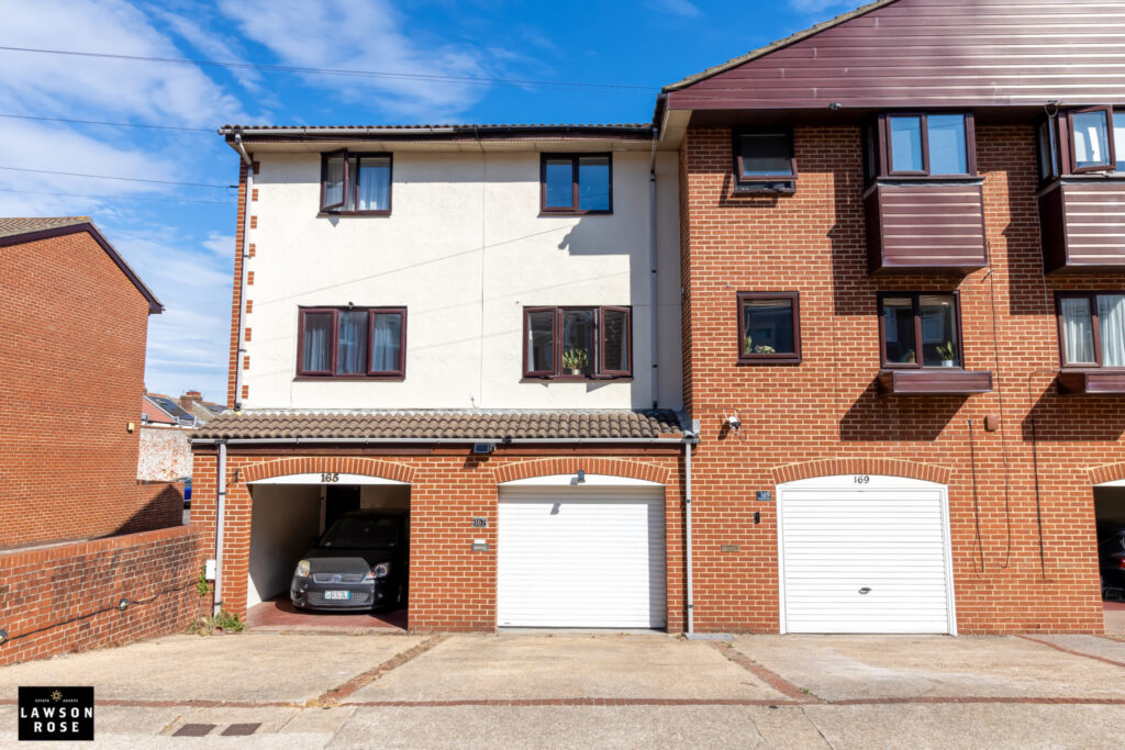 2 bedroom house Sold STC, Haslemere Road, Southsea, PO4 – photo 20