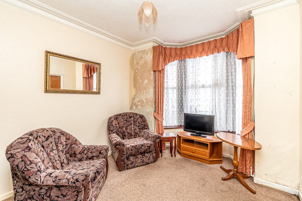 2 bedroom house for sale, Westfield Road, Southsea, PO4 – photo 3