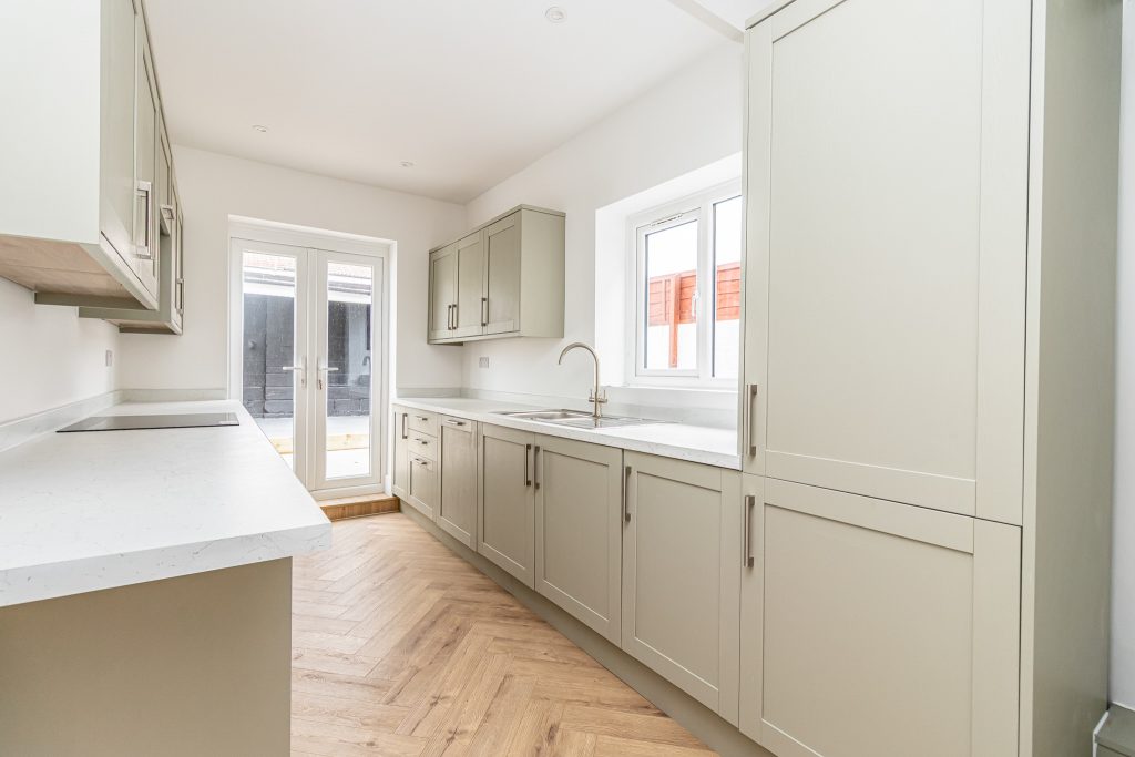 3 bedroom house for sale, St. Georges Road, Southsea, PO4 – photo 2