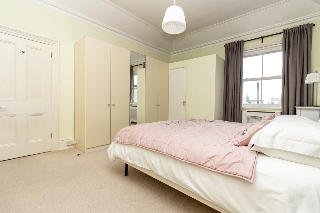 2 bedroom property for sale, Western Parade, Southsea, PO5 – photo 9