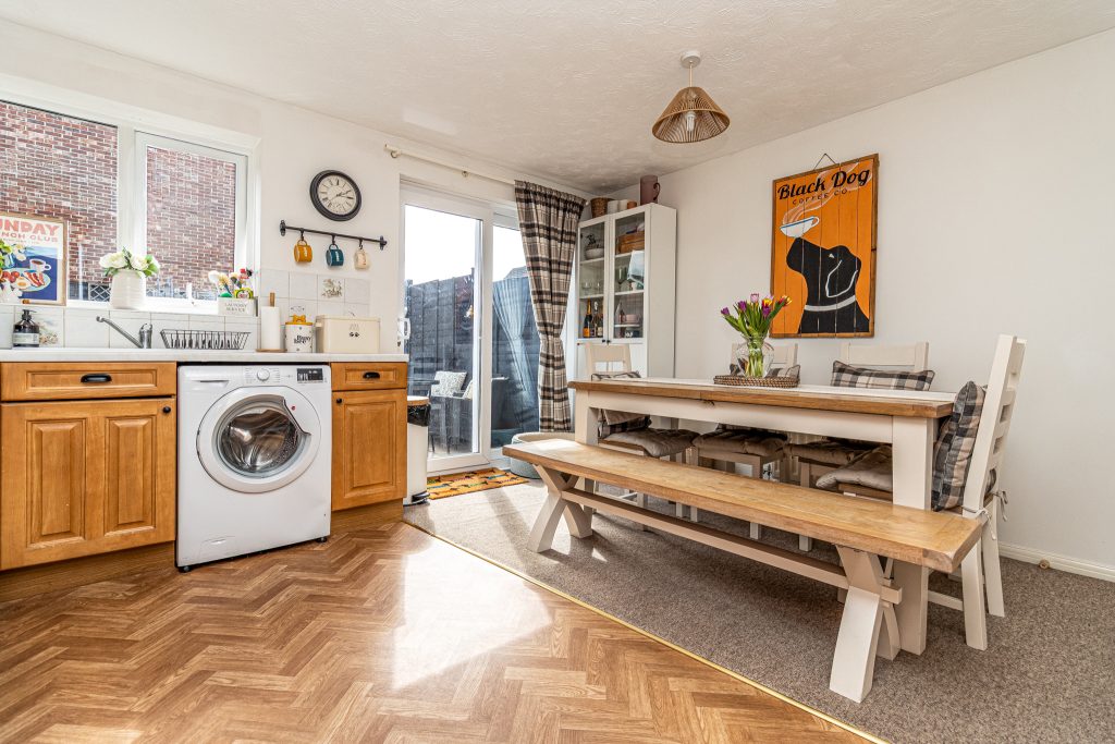 3 bedroom house Sold STC, Milebush Road, Southsea, PO4 – photo 28