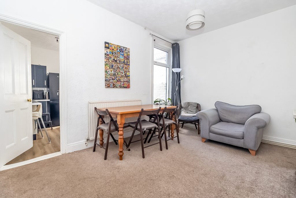 2 bedroom house Sold STC, Landguard Road, Southsea, PO4 – photo 6