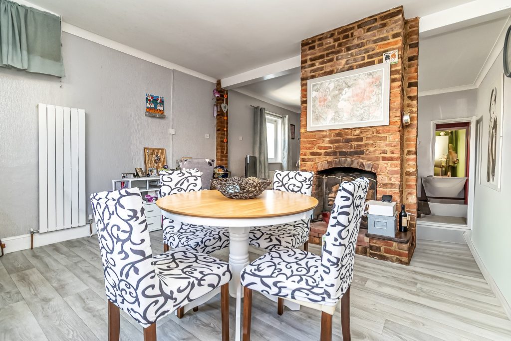 2 bedroom house for sale, Dunbar Road, Southsea, PO4 – photo 17