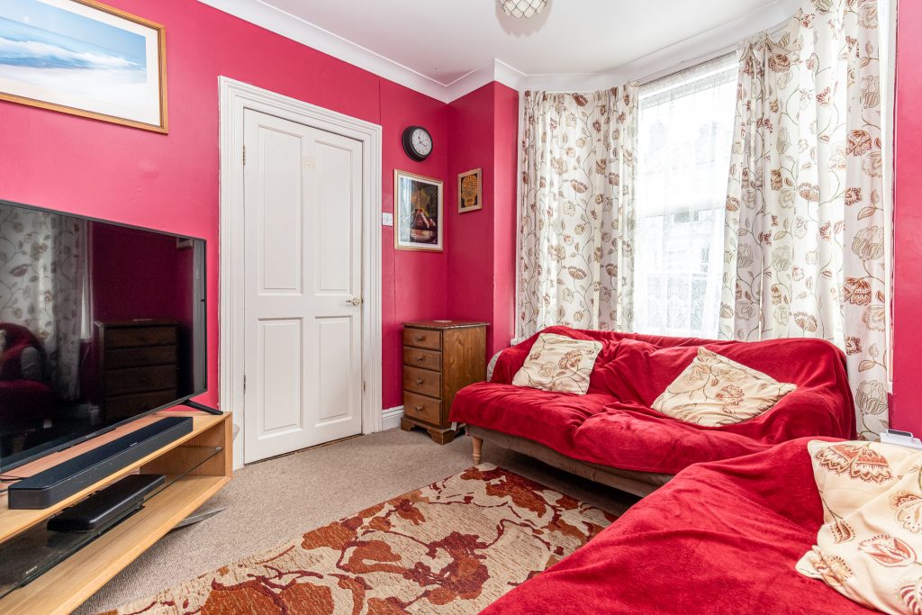 2 bedroom house Sold STC, Frogmore Road, Southsea, PO4 – photo 16