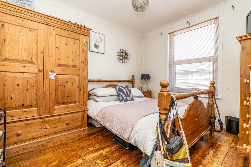 3 bedroom house Sold STC, Hollam Road, Southsea, PO4 – photo 20