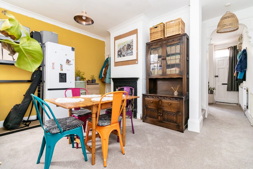 2 bedroom house Sold STC, Eastfield Road, Southsea, PO4 – photo 15