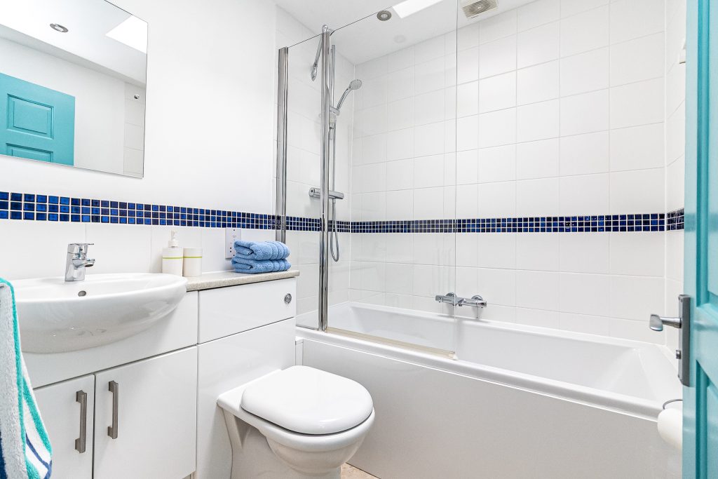 2 bedroom house for sale, Highland Terrace, Southsea, PO4 – photo 15