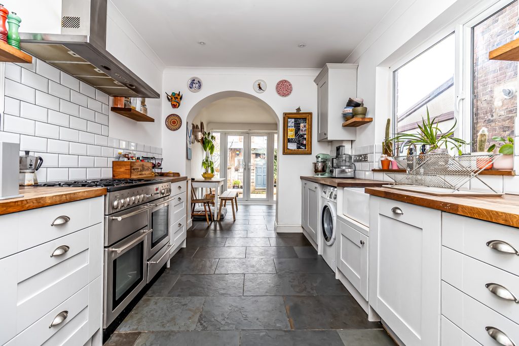 5 bedroom house Sold STC, Hollam Road, Southsea, PO4 – photo 5
