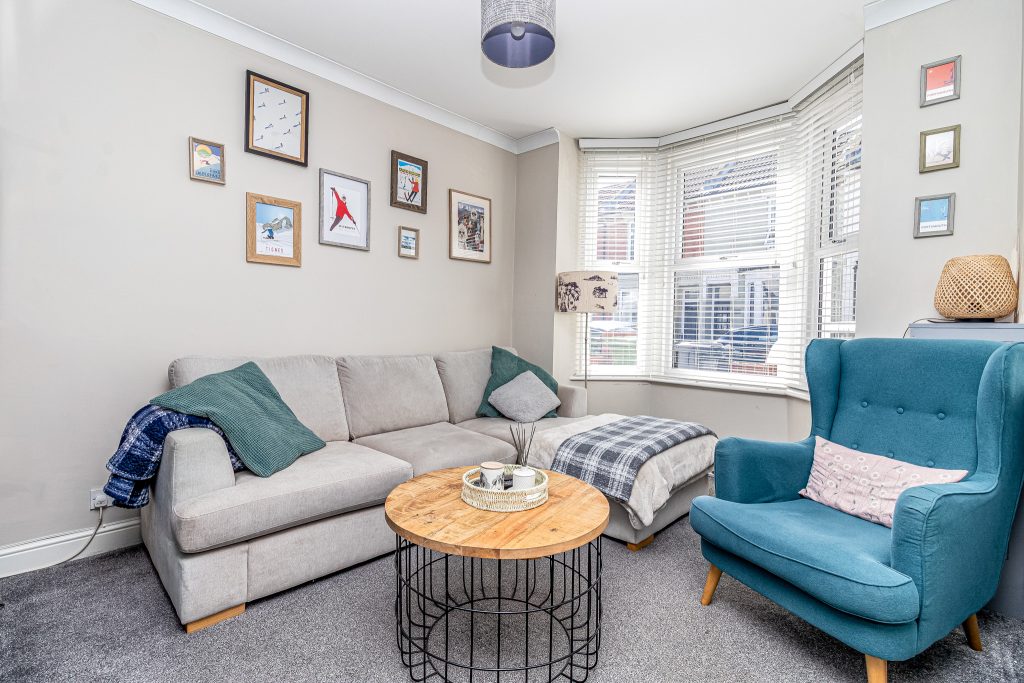 2 bedroom house Sold STC, Westfield Road, Southsea, PO4 – photo 19