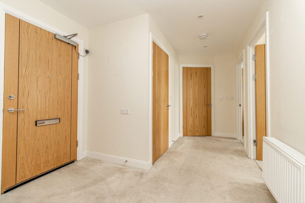 2 bedroom property for sale, South Parade, Tudor Rose Court South Parade, PO4 – photo 7