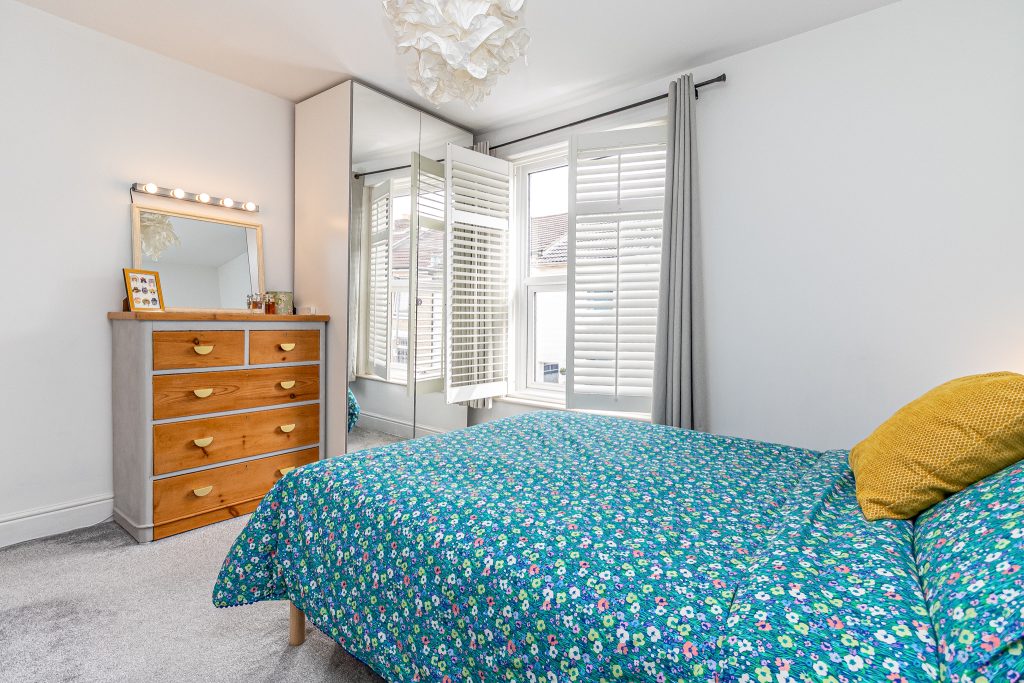 2 bedroom house Sold STC, Priory Road, Southsea, PO4 – photo 33