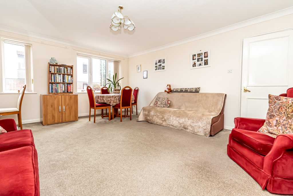 1 bedroom property Sold STC, Clarendon Road, Petersham House Clarendon Road, PO5 – photo 7